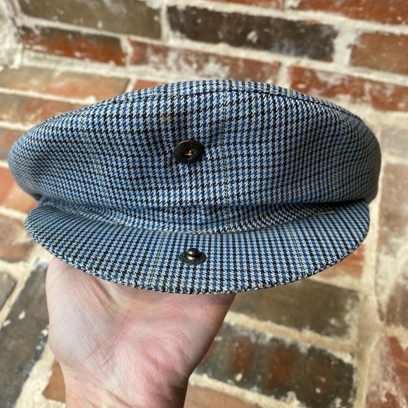 Adecta PARIS Plaid Flat Driving Cap with snap brim - Picture 7 of 8